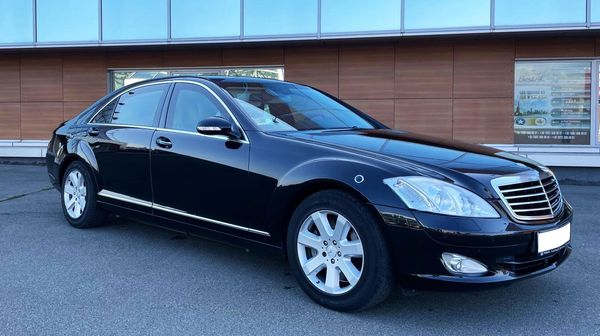 Прокат броньований Mercedes-Benz W221 S600 GUARD B7 
