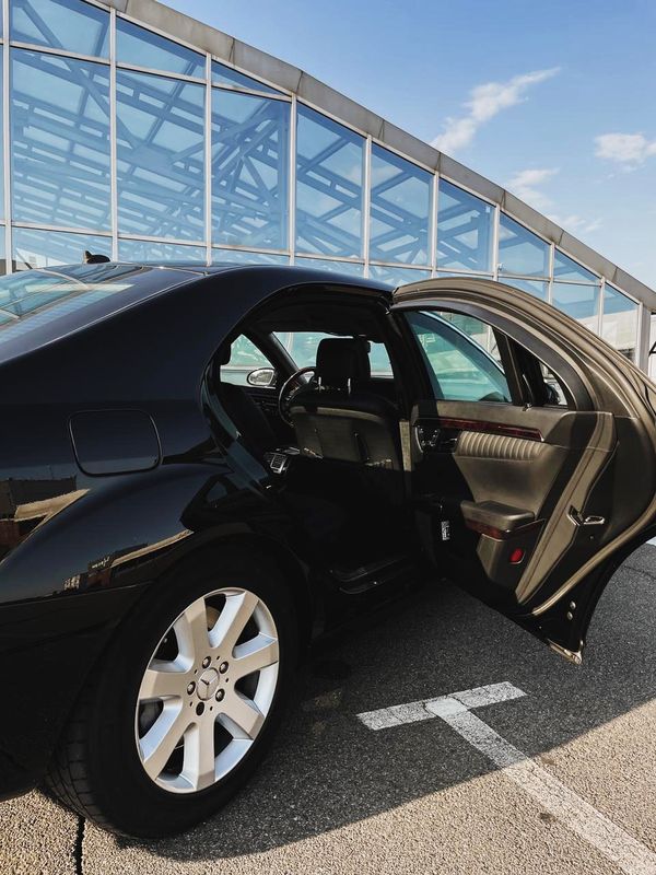 Прокат броньований Mercedes-Benz W221 S600 GUARD B7 