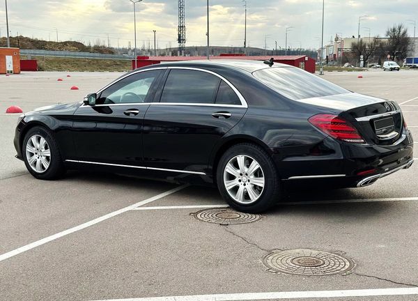 Прокат броньованого Mercedes-Benz W222 S600 VR9 GUARD