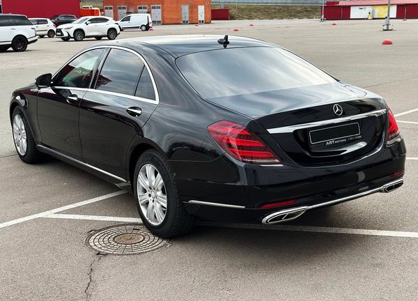 Прокат броньованого Mercedes-Benz W222 S600 VR9 GUARD