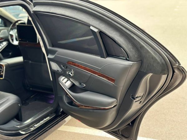 Прокат броньованого Mercedes-Benz W222 S600 VR9 GUARD