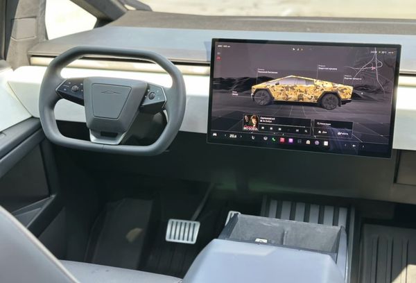 Прокат Tesla Cybertruck с водителем на свадьбу съемки фотосессию