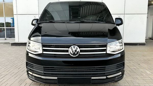 Прокат броньований мікроавтобус Volkswagen Multivan B6 без водія 