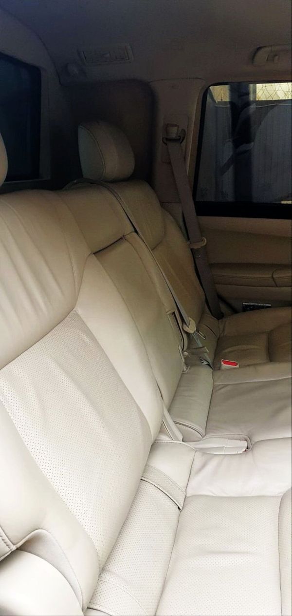 Прокат бронированный джип Lexus LX 570 B6 черный с водителем