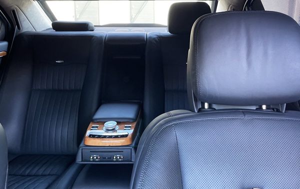 Прокат броньований Mercedes-Benz W221 S600 GUARD B7