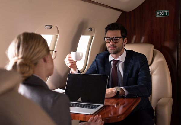 Фотосесія в літаку, відеозйомка в літаку, оренда літака для фотосеії в Києві