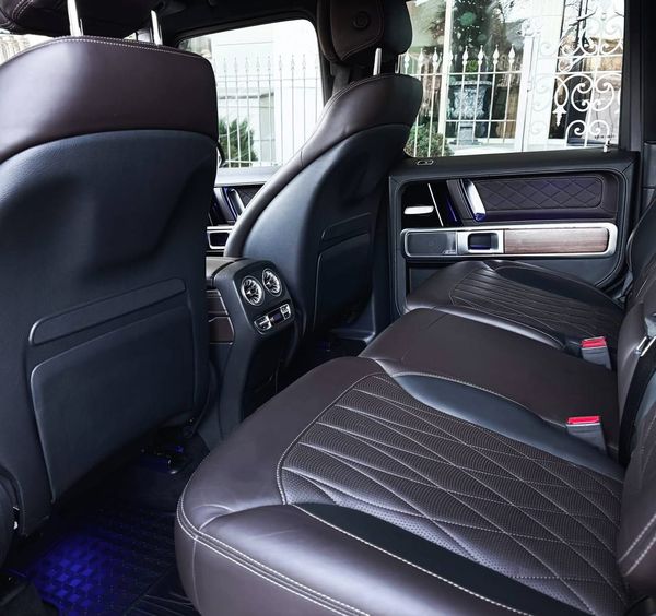 Прокат Mercedes-Benz G63 AMG гелік без водія