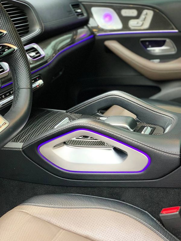 Позашляховик Mercedes-Benz Gls 63 AMG з водієм або без