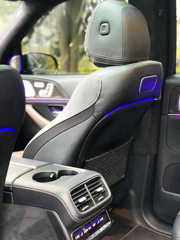 Позашляховик Mercedes-Benz Gls 63 AMG з водієм або без