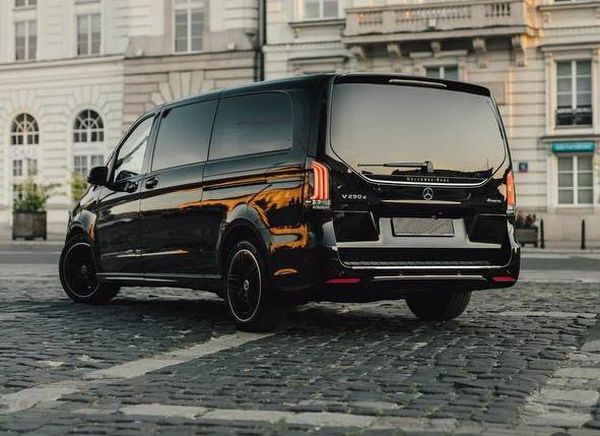 Трансфер в Европу - Варшава, Краков, Кишинев - Mercedes-Benz V class 2025 год