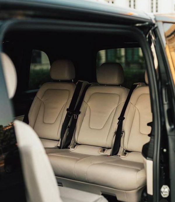 Трансфер в Европу - Варшава, Краков, Кишинев - Mercedes-Benz V class 2025 год