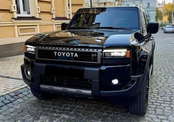 Оренда Toyota Land Cruiser Prado 250 без водія