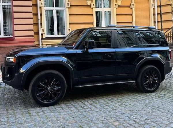 Оренда Toyota Land Cruiser Prado 250 без водія