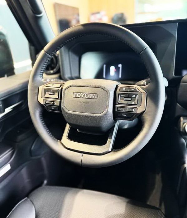 Оренда Toyota Land Cruiser Prado 250 без водія