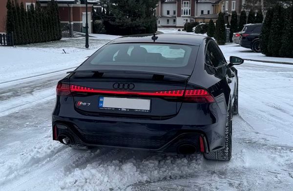 Audi A7 RS прокат без водія в Києві 