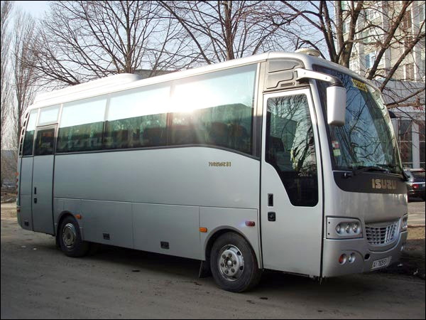Isuzu автобус на 30 мест