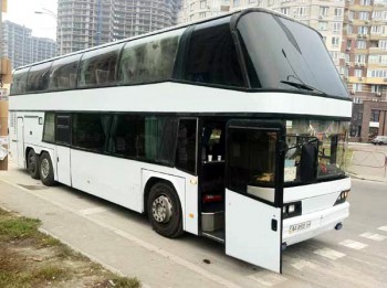 Neoplan заказать автобус на 70 мест