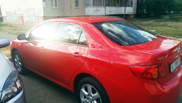  Toyota Corolla красная на прокат для свадьбы